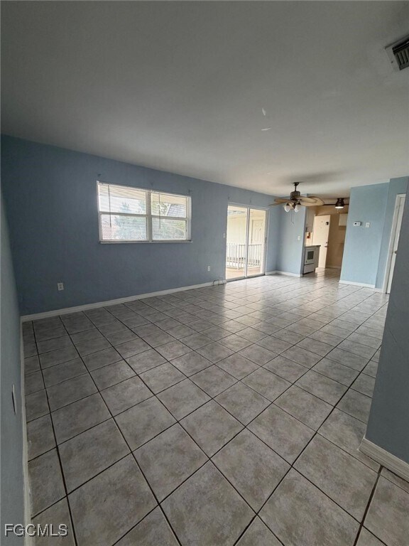 Foto principal - 4923 Vincennes Ct