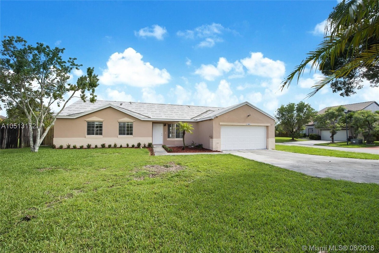13801 SW 180th St, Miami, FL 33177 House for Rent in Miami, FL