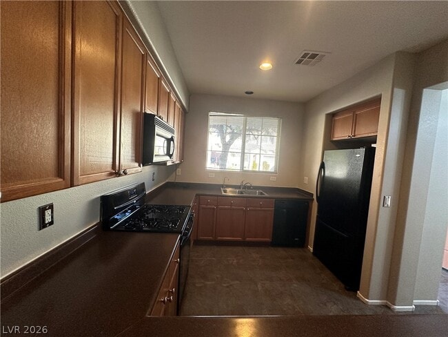 Foto del edificio - 10573 Danielson Ave