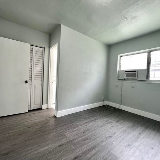 Foto del edificio - 2901 NW 18th St