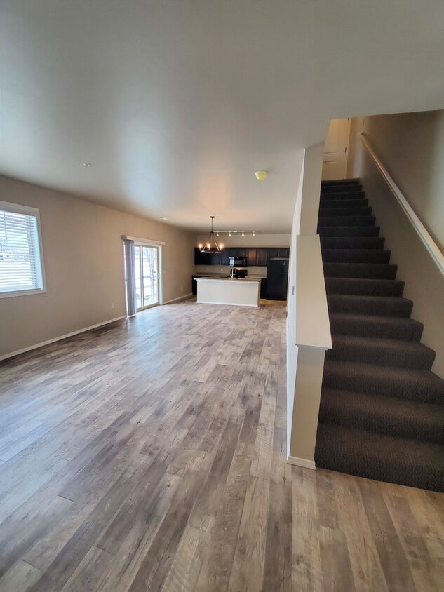 Madeira Place Apartments Hobart, WI