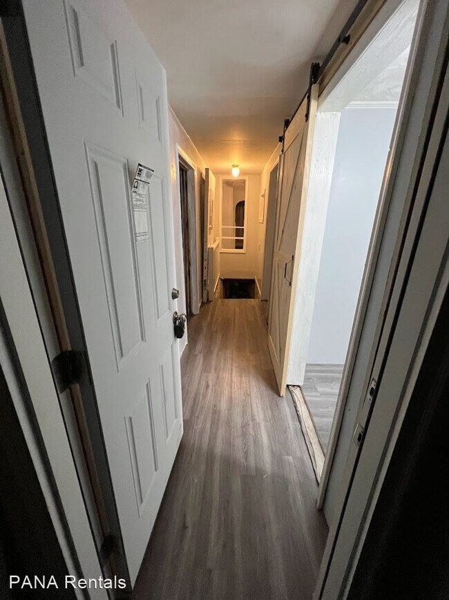 Foto del edificio - 3 br, 1 bath House - 107 N. Bingaman Street