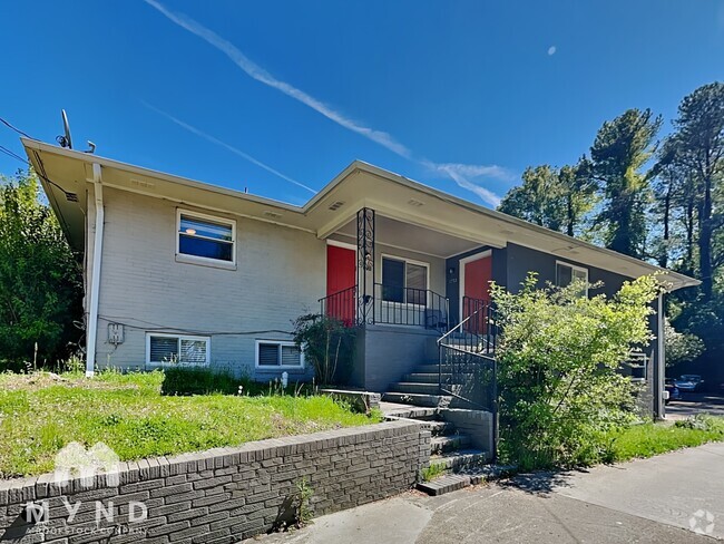 Building Photo - 1731 Morehead Ave