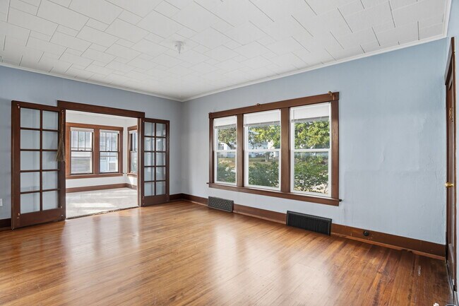 Foto del edificio - 1719 N Marquette St