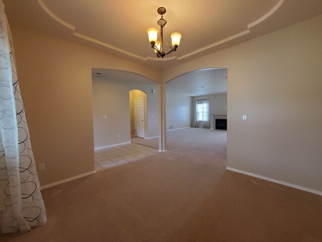 Foto del edificio - 1506 Desert Springs Ave