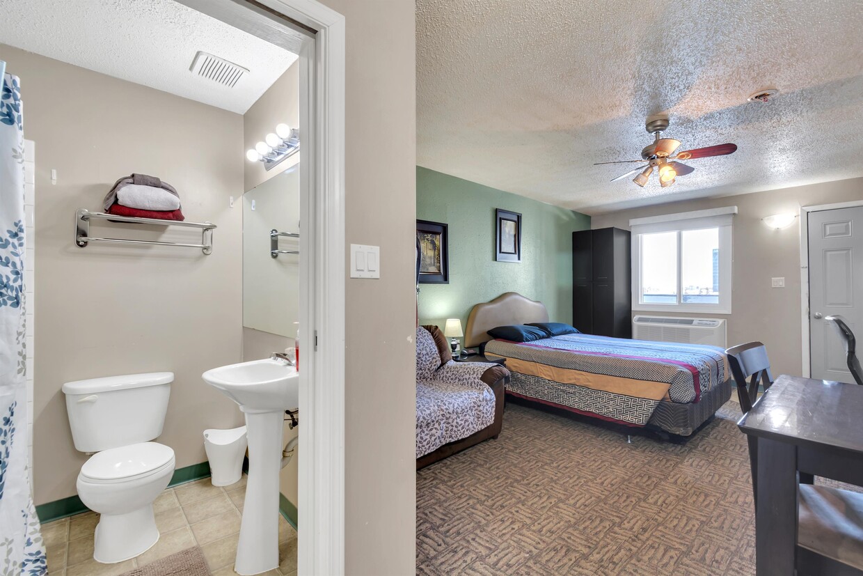 Primary Photo - 10415 99 Ave