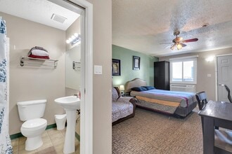 Building Photo - 10415 99 Ave