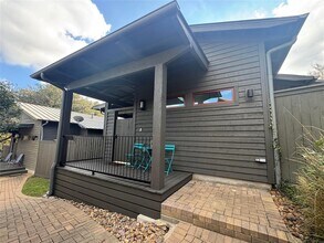 Building Photo - 2113 Barbaro Way