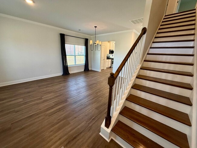 Building Photo - Heritage Bay Subdivision!