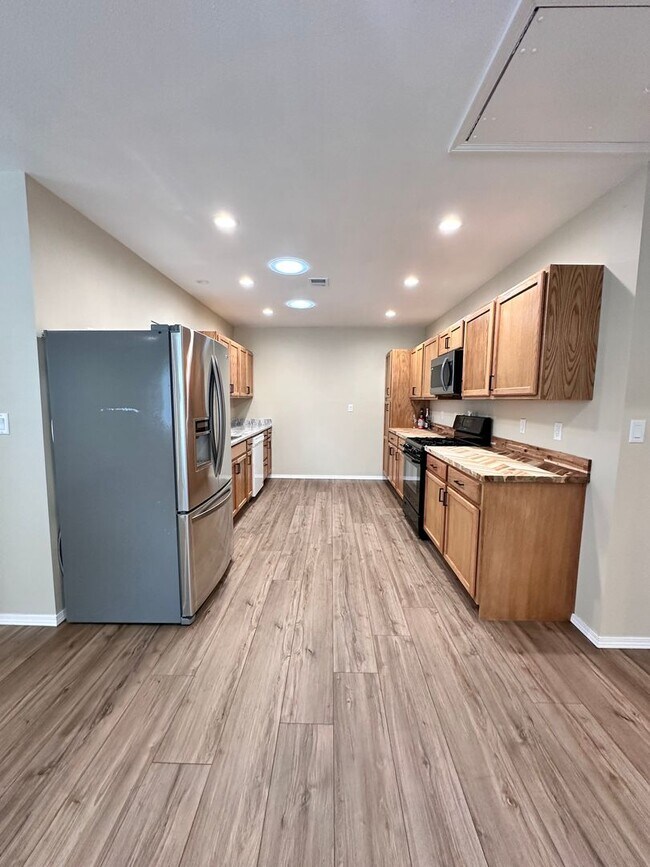 Foto del edificio - Coming Soon! 1 Bedroom 1 Bathroom with Ref...