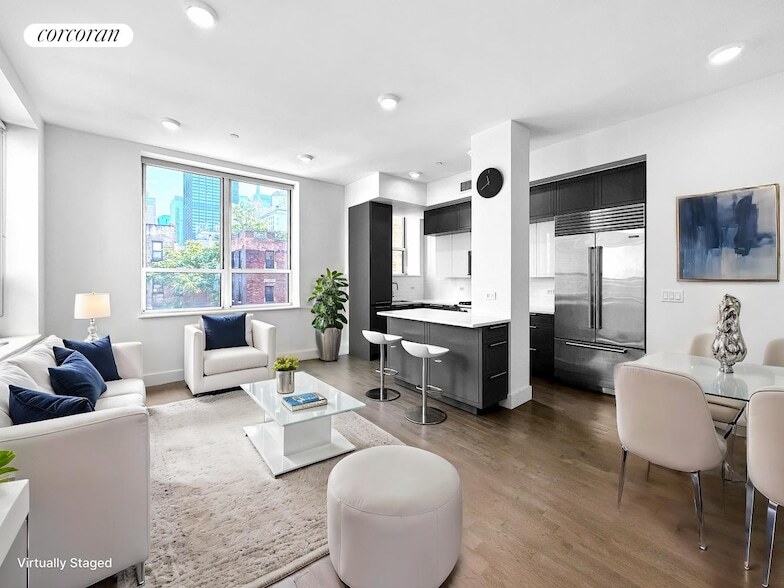 Foto principal - 416 W 52nd St