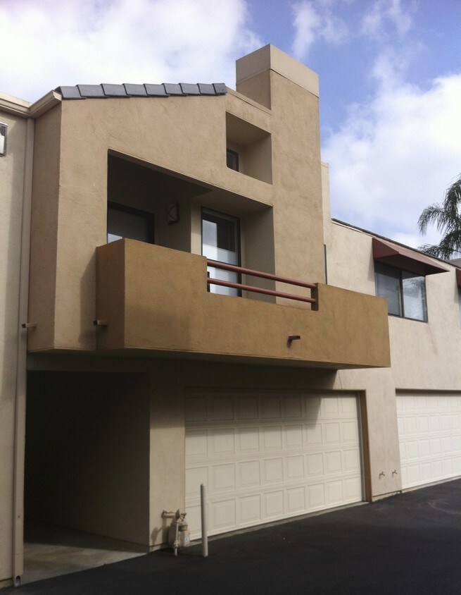 4259 Las Virgenes Rd, Calabasas, CA 91302 Condo for Rent in Calabasas