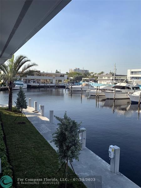 Foto del edificio - 231 Marine Ct