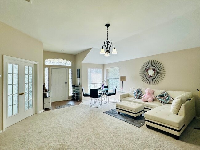 Building Photo - 4904 Bolero Ct