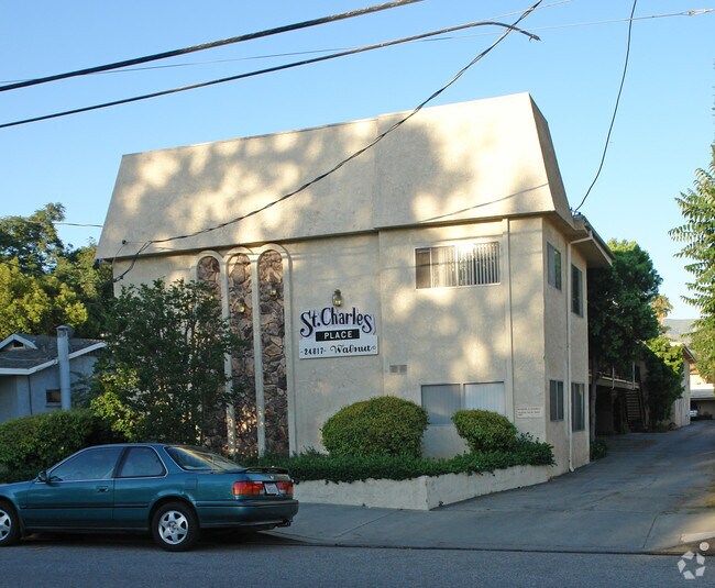 St. Charles Place Apartments Newhall, CA