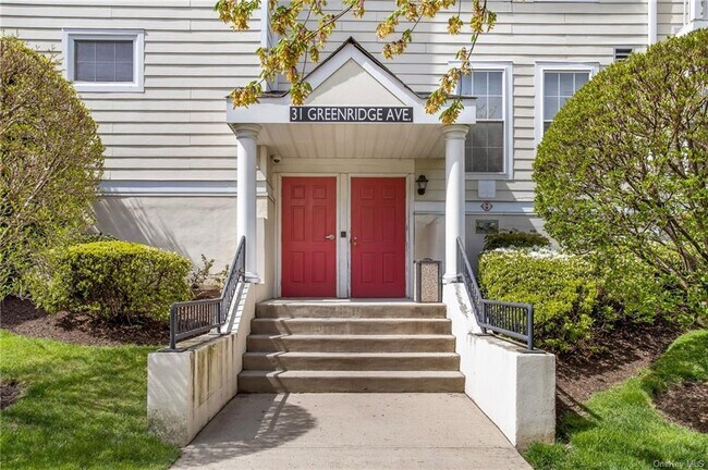 Building Photo - 31 Greenridge Ave