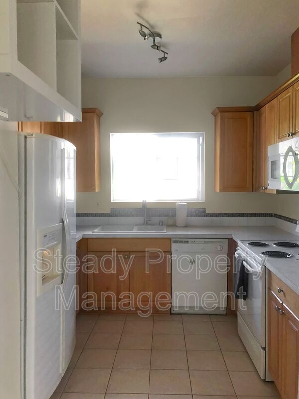 2759 Diamond Loop Unit D, Milton, WA 98354 Condo for Rent in Milton, WA