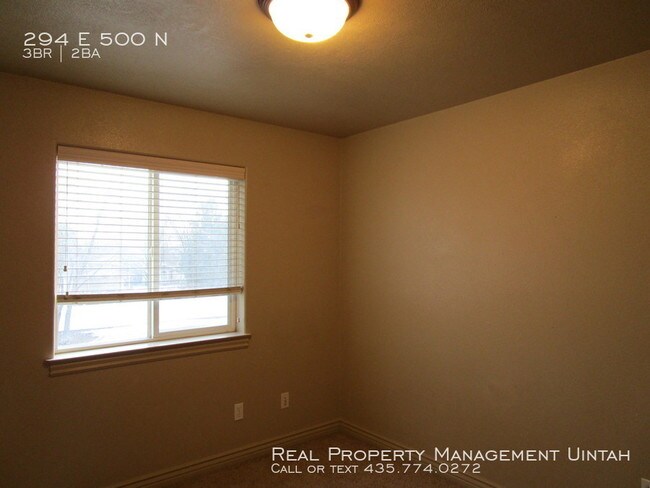 Foto del edificio - Roosevelt Meadows townhome 294 E 500 N