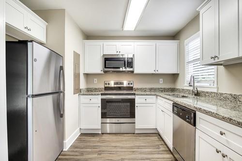 Building Photo - 3560 Fairlane Dr NW