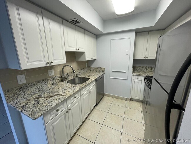 Foto del edificio - 5956 NW 21st St