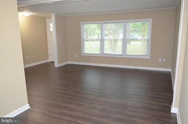 Building Photo - 153 Rocky Run Rd