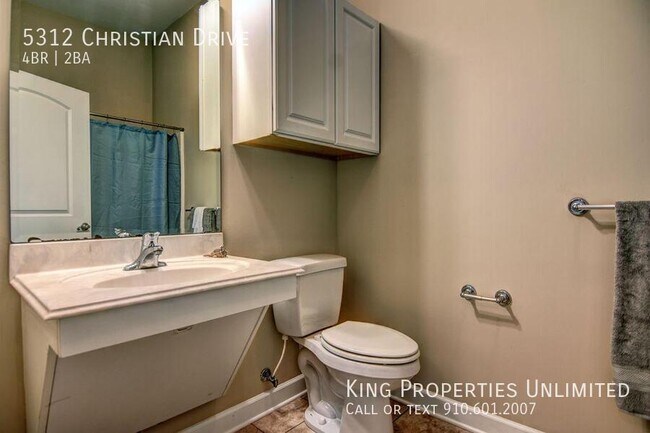 Foto del edificio - 5312 Christian Dr