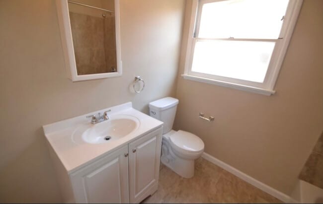 Building Photo - 14230 Enadia Way