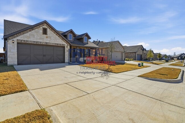 Foto del edificio - Inviting 3-Bedroom Home with Covered Patio