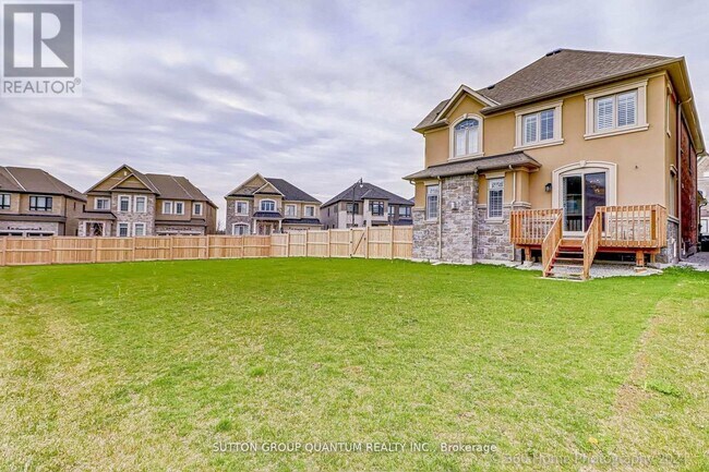 Building Photo - 71 Dairymaid Rd