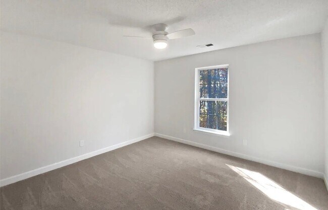 Foto del edificio - 2564 Captains Watch Rd NE