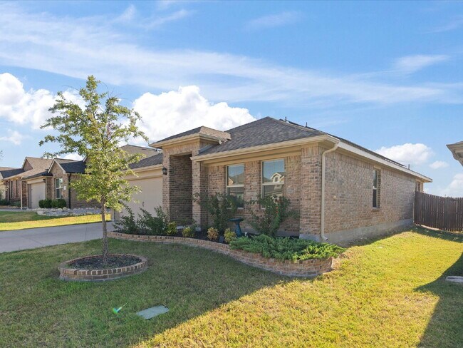 Foto del edificio - 2225 Blythwood Trail