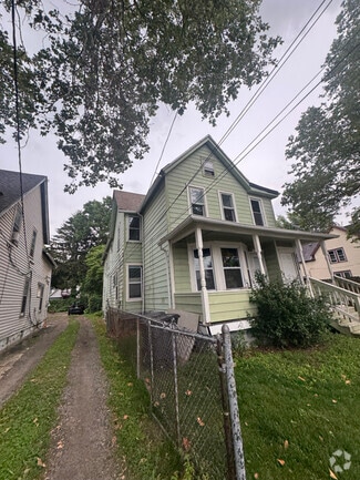 Building Photo - 1427 E 51st St
