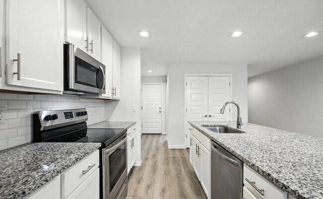 Building Photo - 4 Karat Path