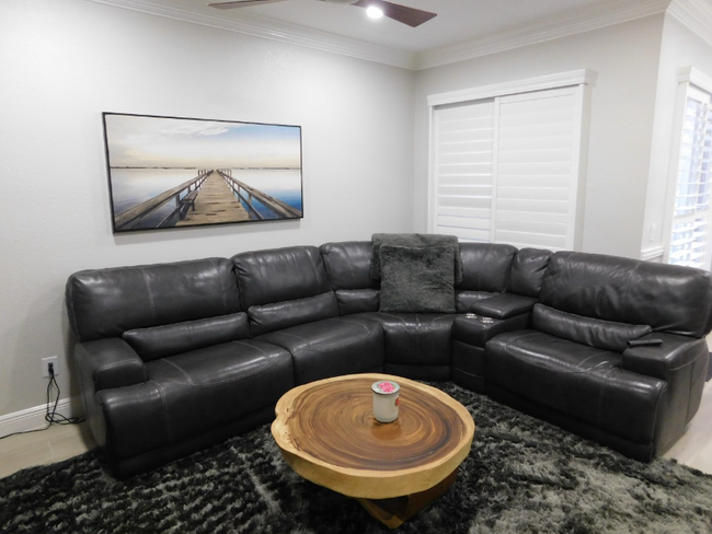 Building Photo - 110 Jacaranda Country Club Dr