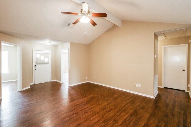 Foto del edificio - 13427 Boonway Dr