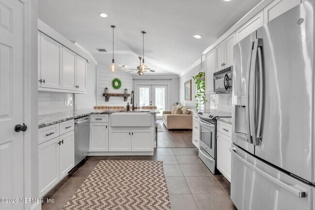 Foto del edificio - 3652 Sanctuary Way S