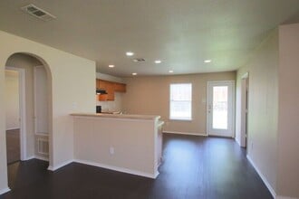 Building Photo - 557 Winbridge Ln