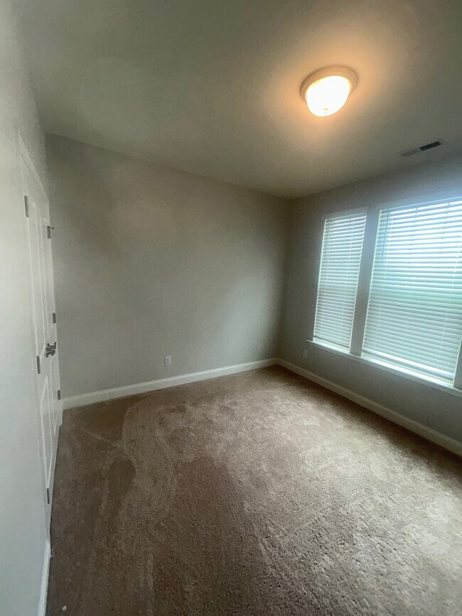 Foto del edificio - 815 Harmony Ranch Ln