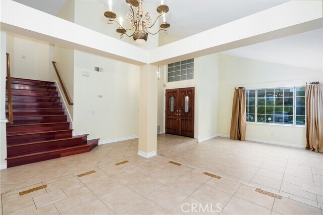 Building Photo - 9 Buchanan