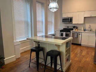 Foto del edificio - 167 W River St Apt 1