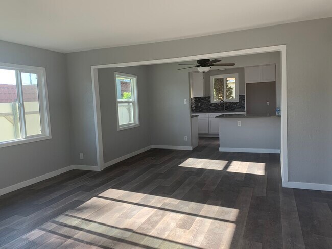 Living Room and Dining Room from front door - 428 Hamilton St