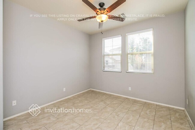 Foto del edificio - 33753 W Camp River Rd