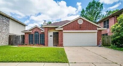 Building Photo - 2025 Sandy Knoll Dr