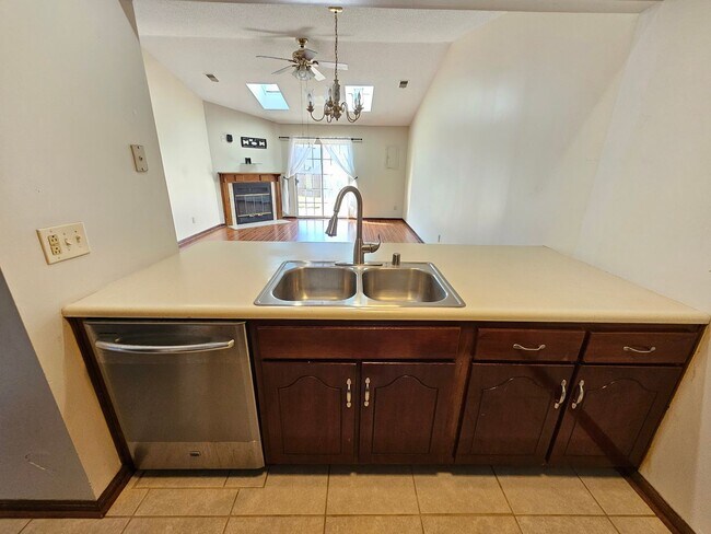 Foto del edificio - 508 Independence Ct