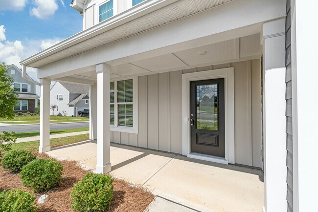 Foto del edificio - New Construction Home in Indian Trail! (La...