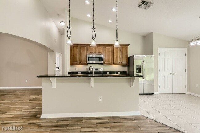 Foto del edificio - 4 br, 3 bath House - 2420 Cypress Tree Tra...