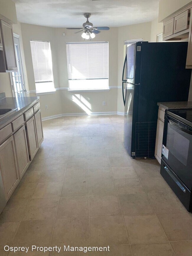 Building Photo - 4 br, 2.5 bath House - 1112 Pelham St