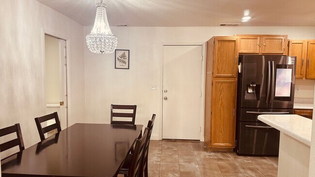 Building Photo - Furnished 3 Bedroom Home in Gated Community