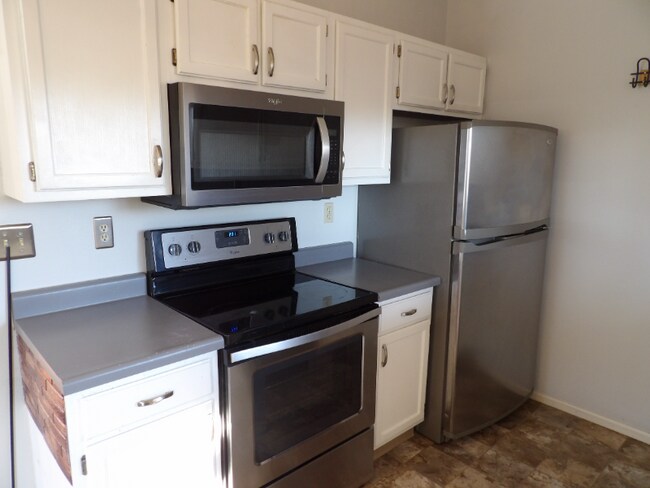 Foto del edificio - 4702 Witches Hollow Ln