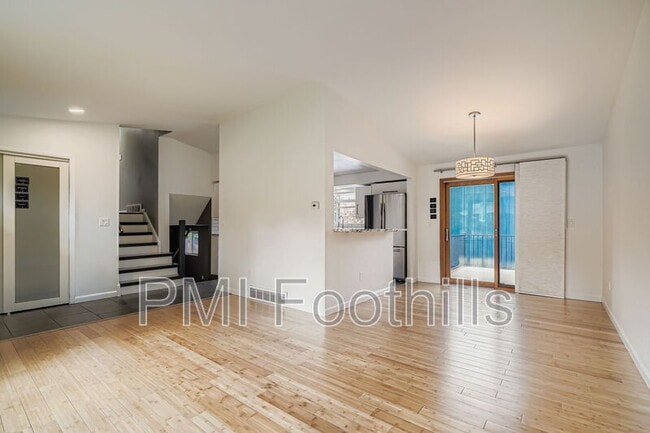 Building Photo - 10909 W 65th Way